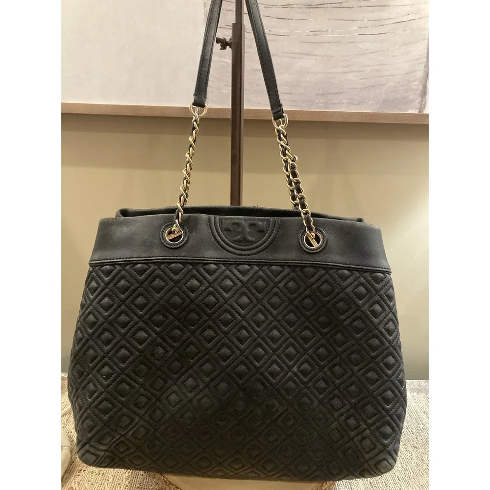 TORY BURCH QUILTED‎ FLEMING BLACK CHAIN TOTE BAG PURSE